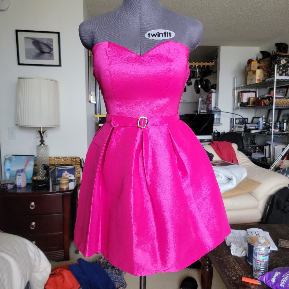 Mini dress
